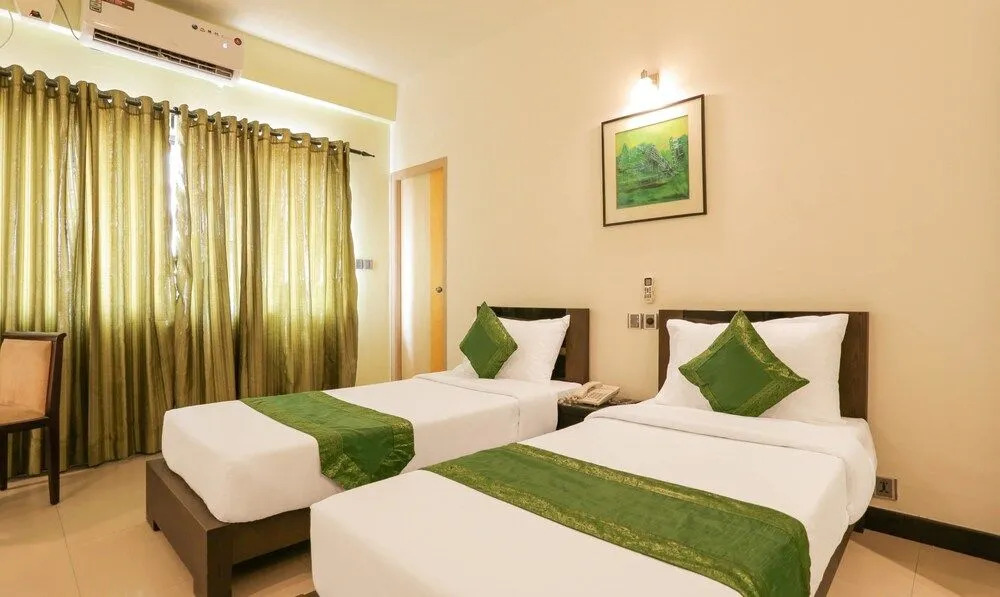 White Canvas Hotel