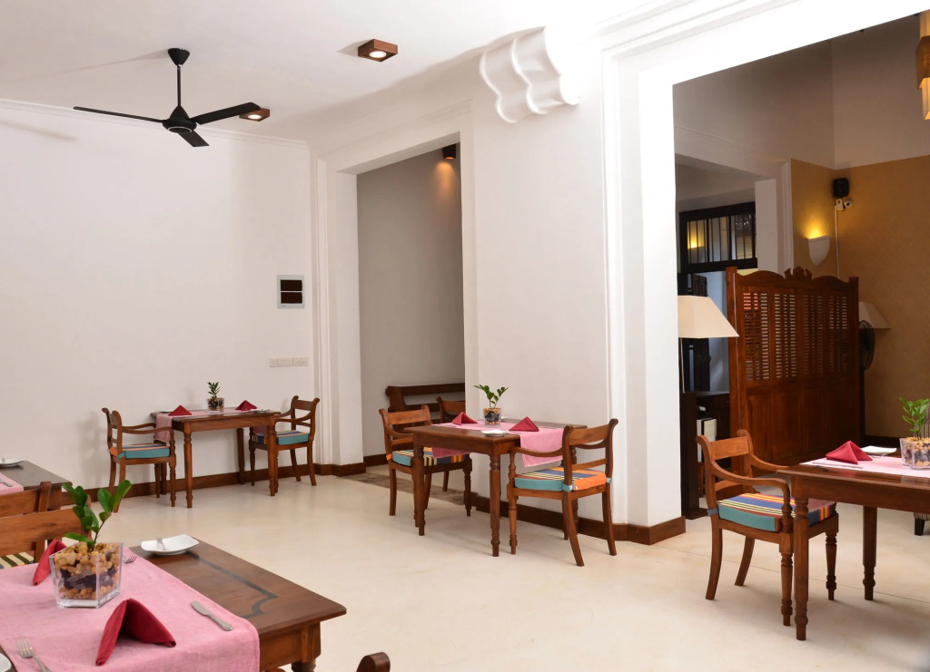 56 by Deco - Galle Fort