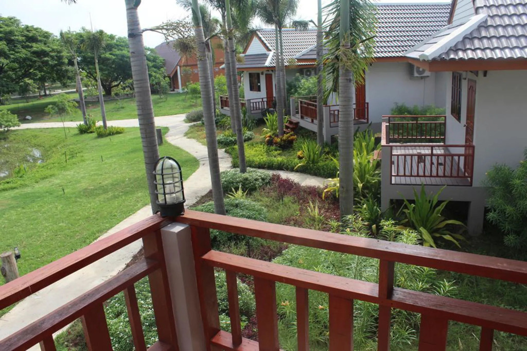 Rai Lam Poo Farm and Camping Resort
