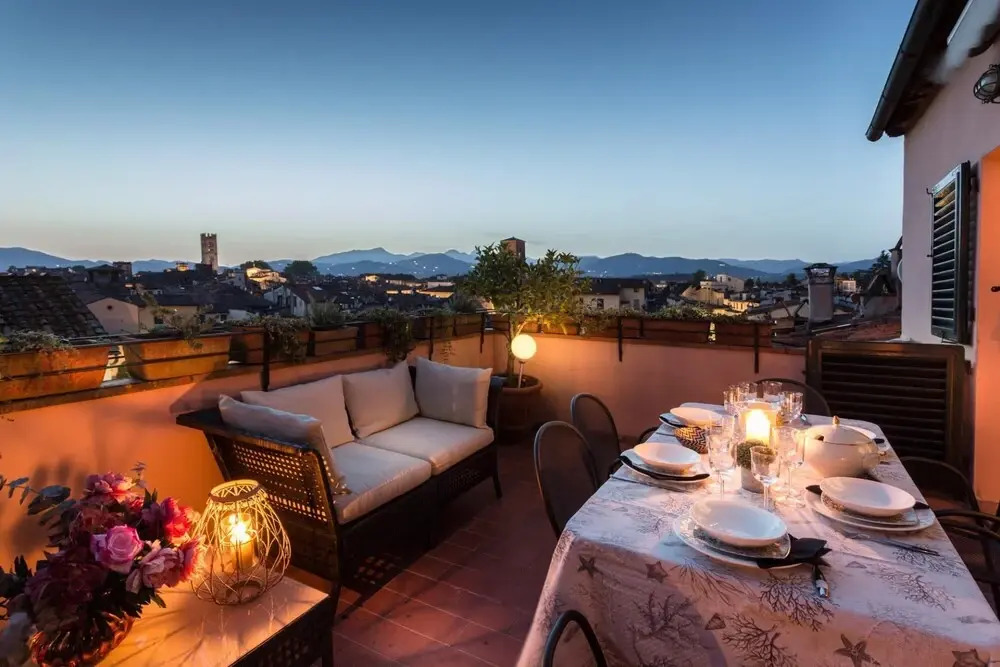Casa Emy in Lucca With 3 Bedrooms and 2 Bathrooms