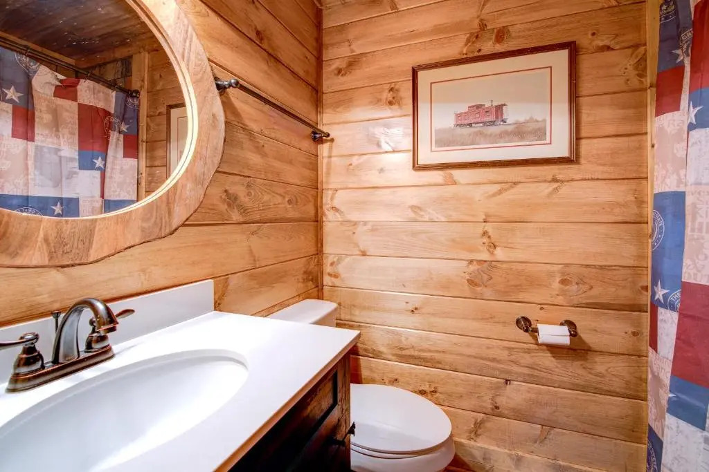 Rocky Top Lodge, 6 Bedrooms, Pool Access, Hot Tub, Mountain View, Sleeps 14