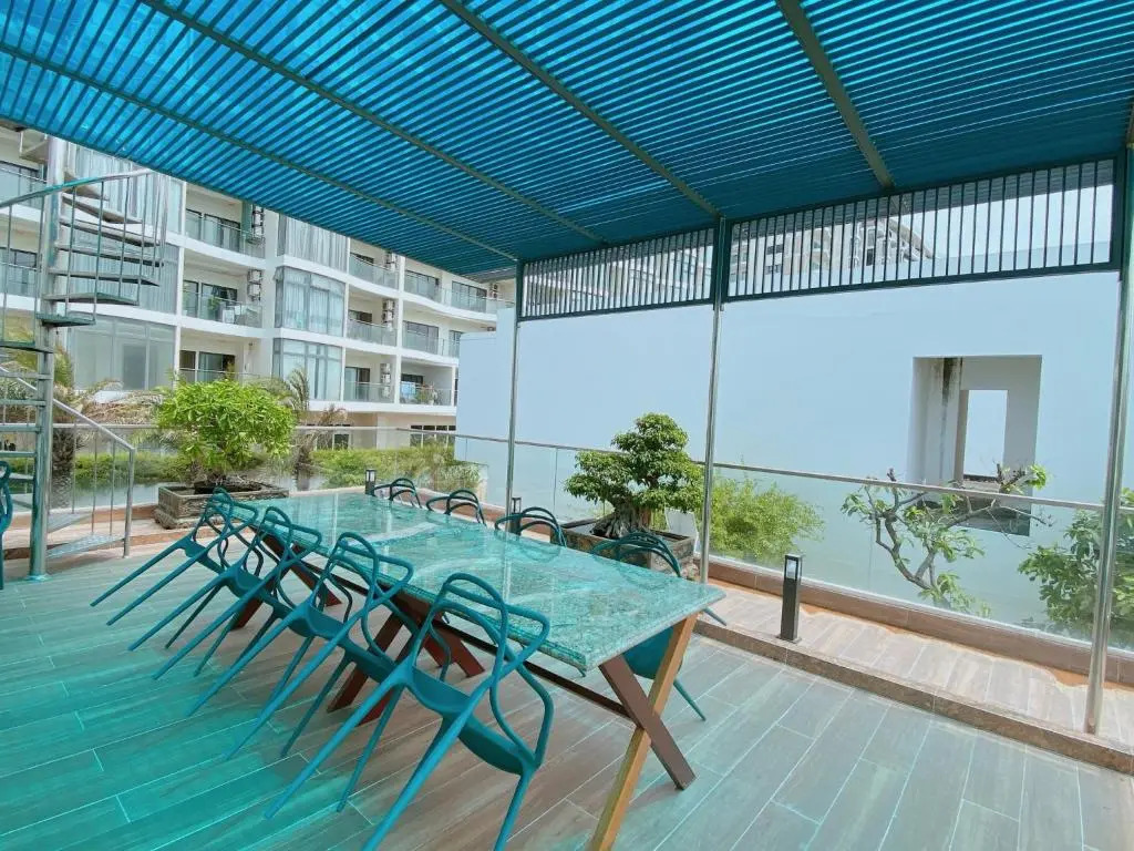 VILLA ARIA RESORT, THE SEA BY 10m,Biển và hồ bơi riêng