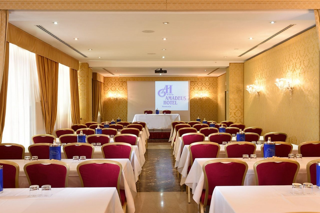 Hotel Amadeus