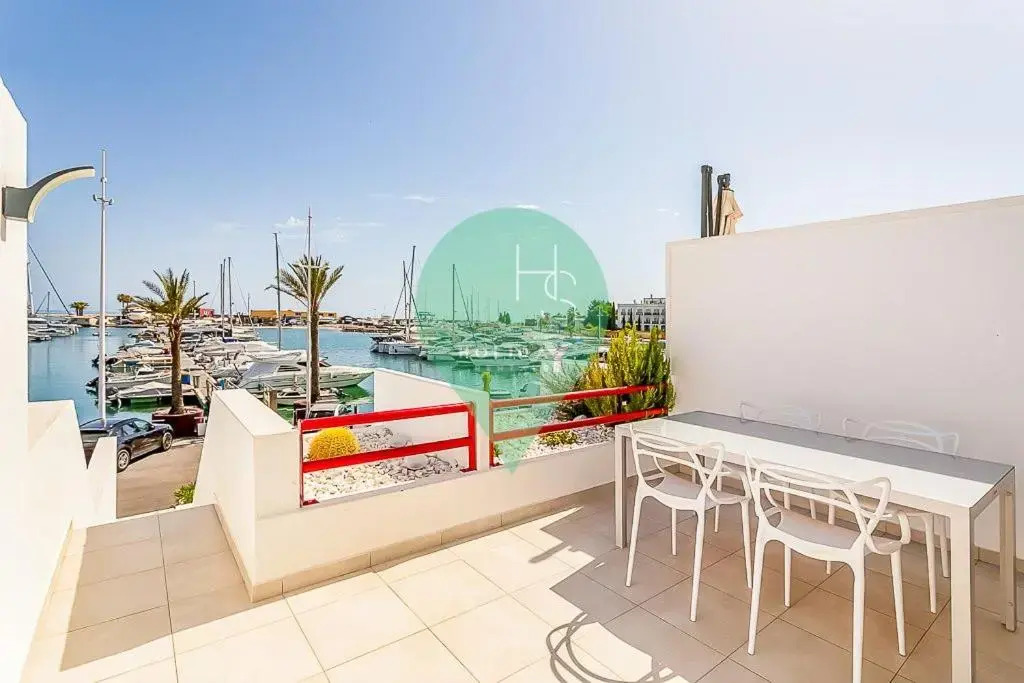 Vilamarina SV12 T2 duplex com vista marina