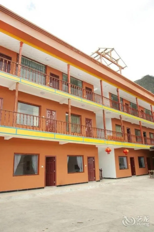 Lugu Lake Yimosuo Inn