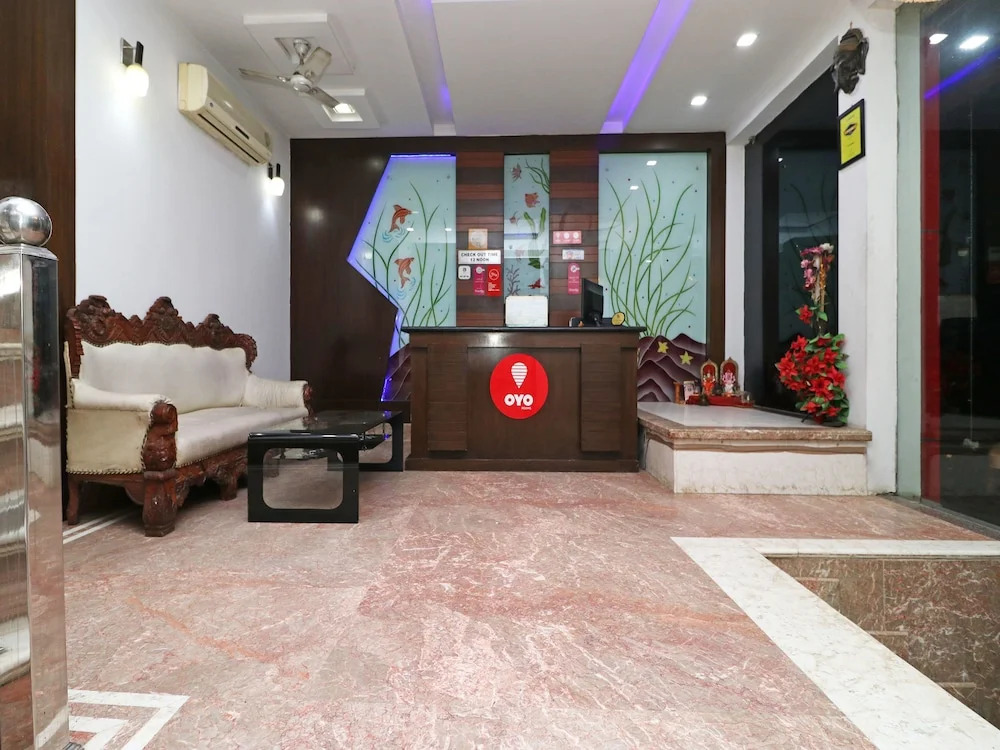 OYO 9974 Hotel Taj Prince