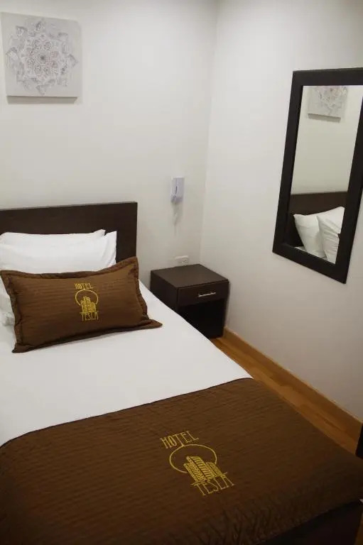 Hotel Tesla