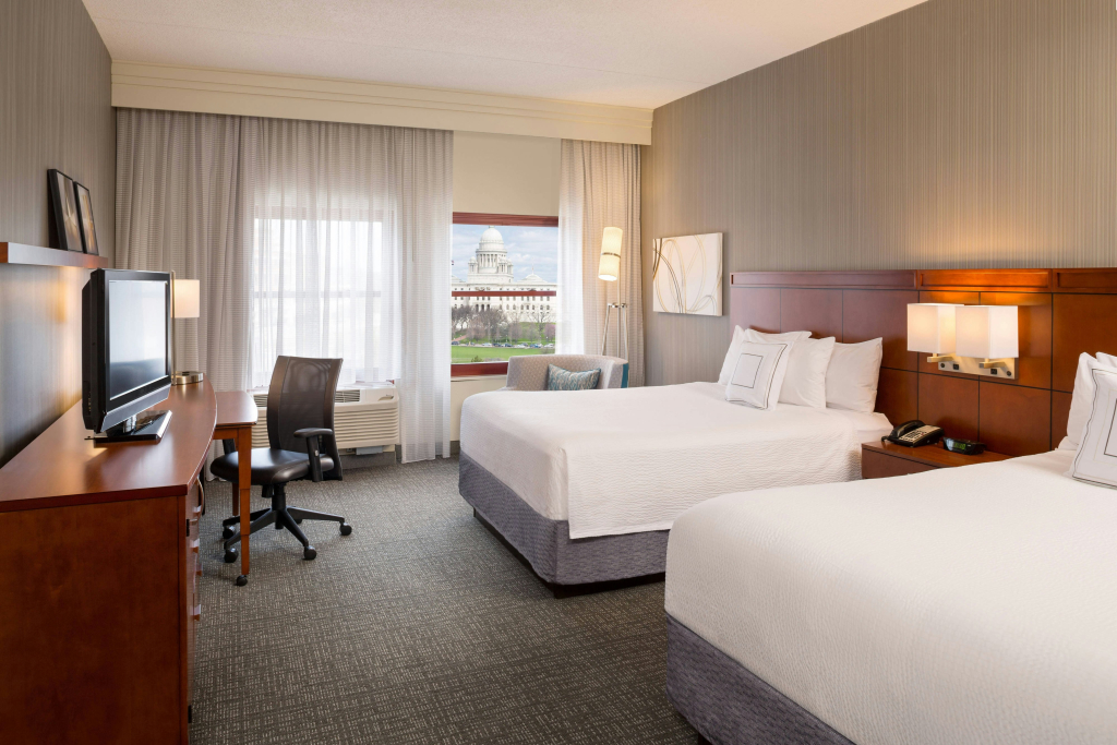 Courtyard by Marriott Providence Downtown