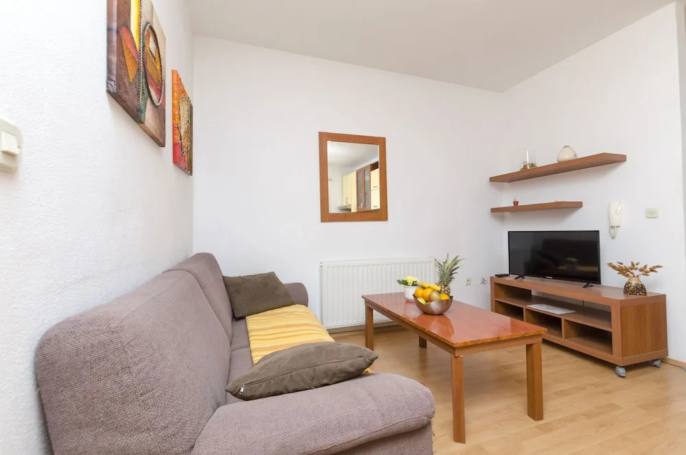Apartment Lena