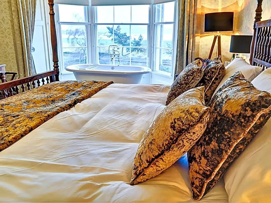 Bay Villa