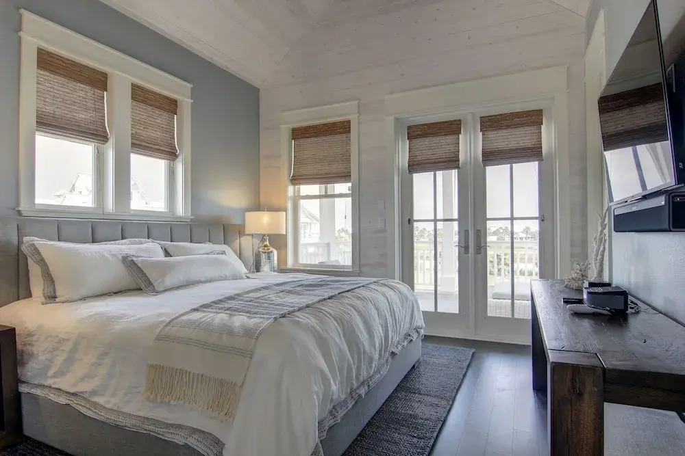 Coastal Charm 258 HI