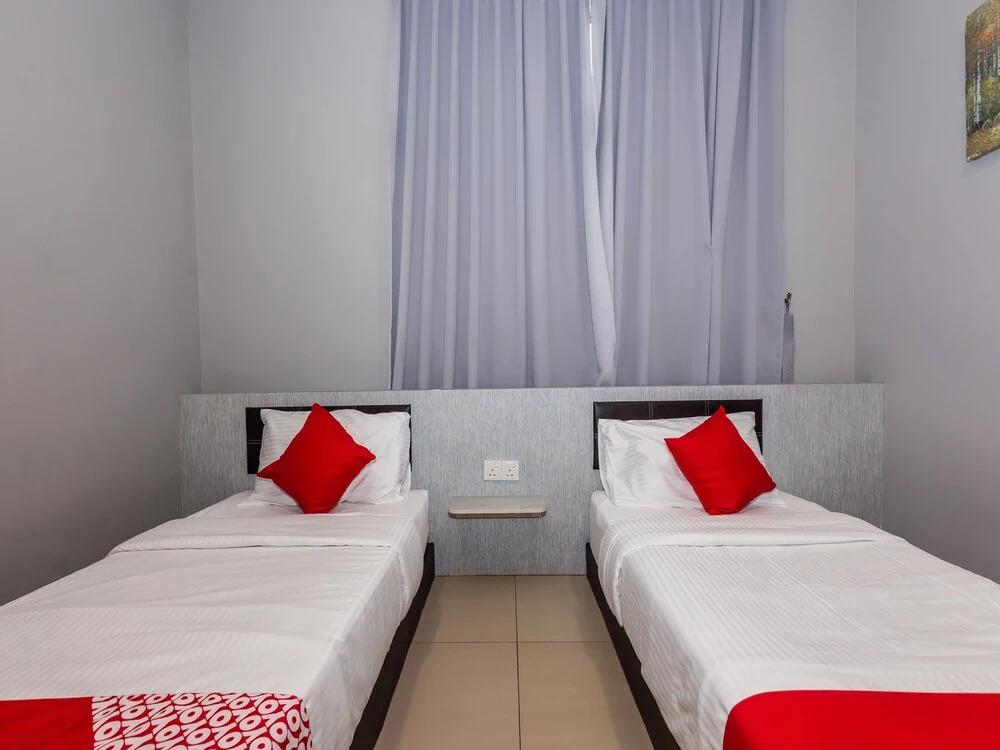 Ho Hotel by OYO Rooms