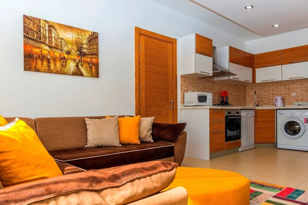 Pinara Residence One Bedroom E4