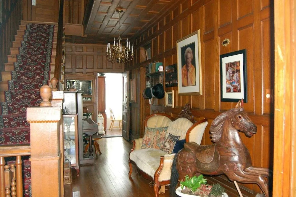 Mountain Laurel Inn