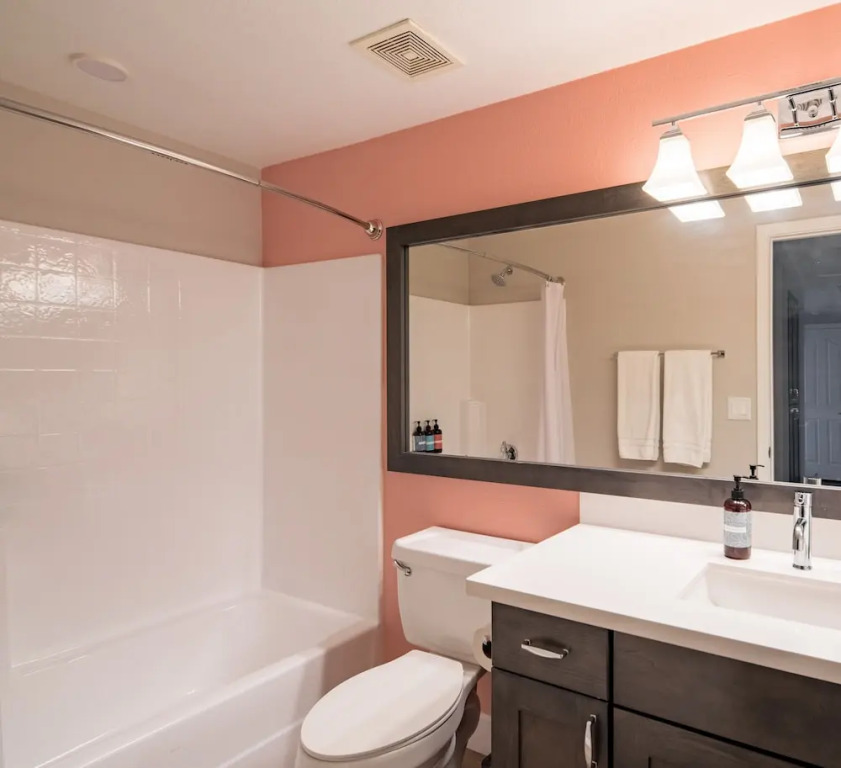 Luxury 2br Near Kierland Commons by Wanderjaunt