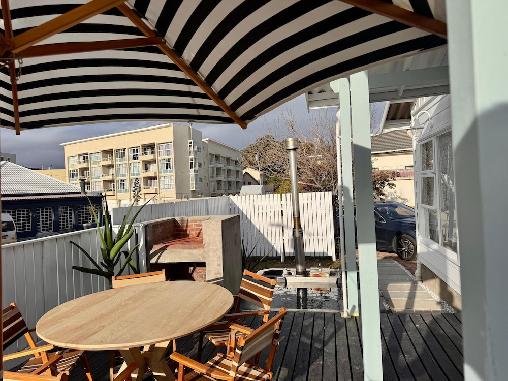 Loddeys Beach House