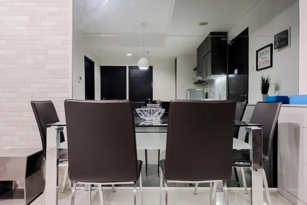 Bright 2BR Apartment at Paramount Skyline
