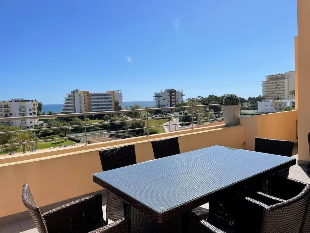 07 in Portim o With 3 Bedrooms and 2 Bathrooms