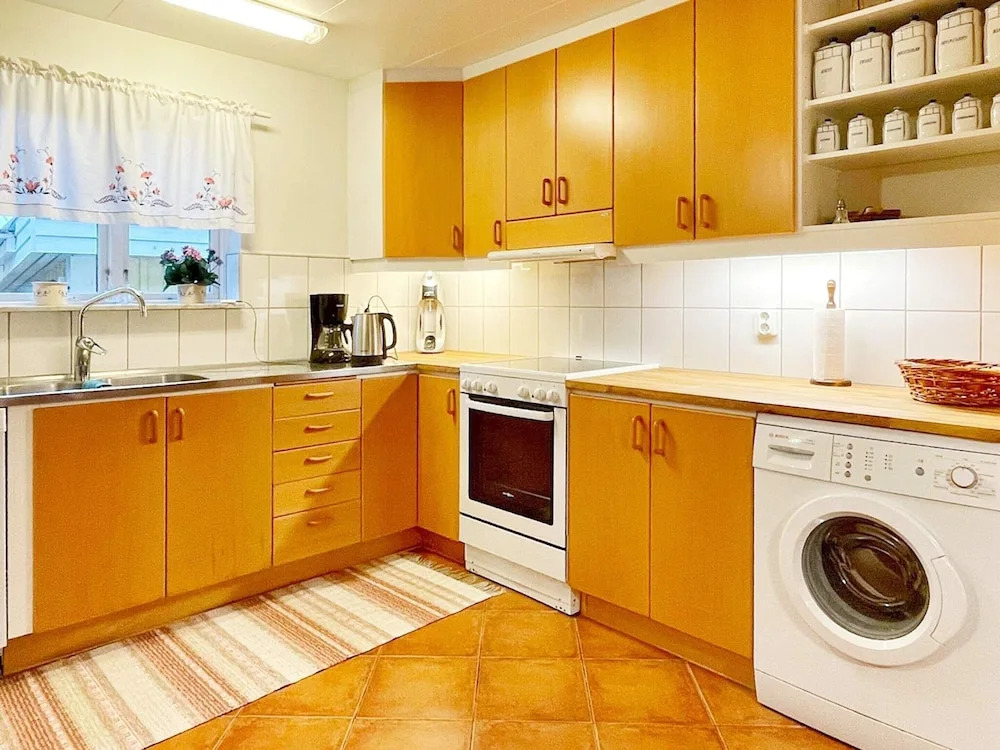 6 person holiday home in SÖLVESBORG-By Traum