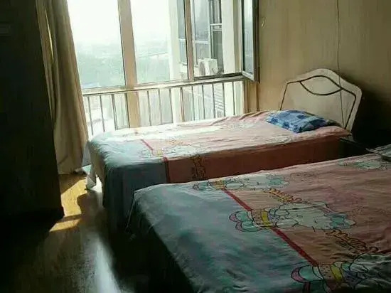 Tianjin Binyue Apartment