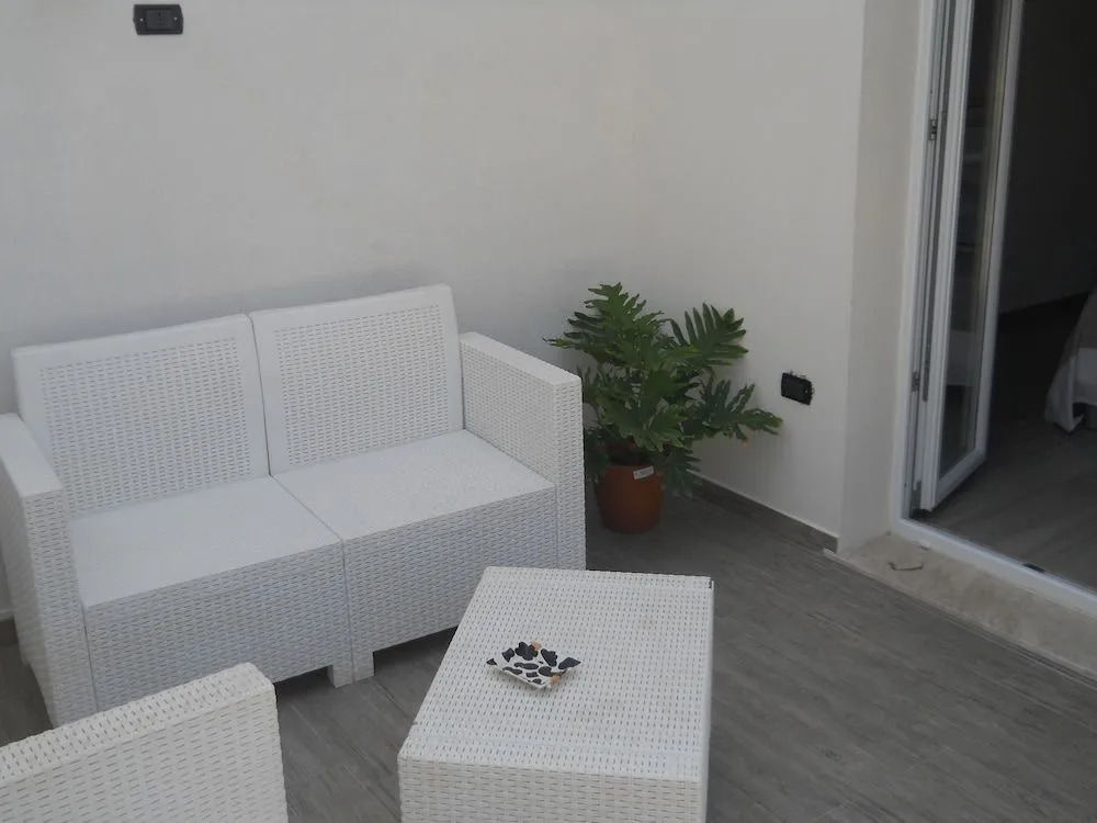 Summer Beach Rooms