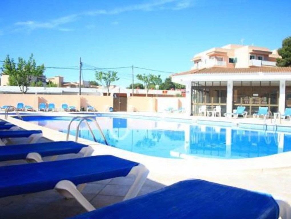 Hostal Alzina