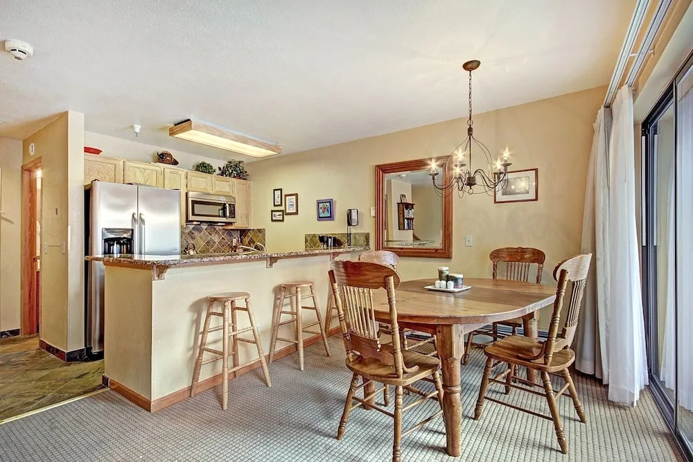 Charming 2br Steps To Snow-capped Adventures + Main St 2 Bedroom Condo by RedAwning