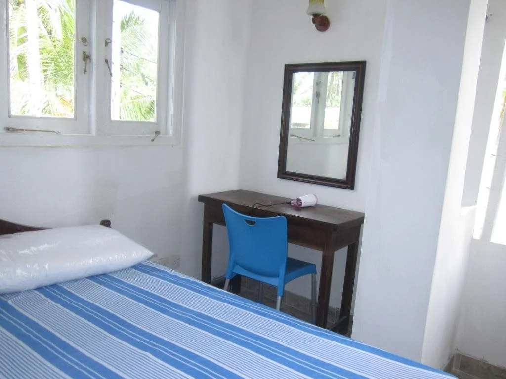 White Surfing Beach Resort