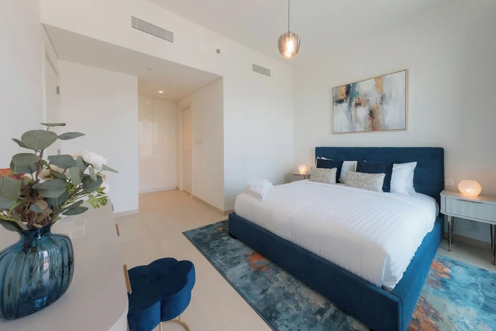 Lavish 2BR in Downtown Views Close to Dubai Mall Burj Khalifa