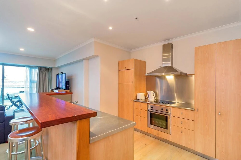 QV Absolute Waterfront Apartment - 379