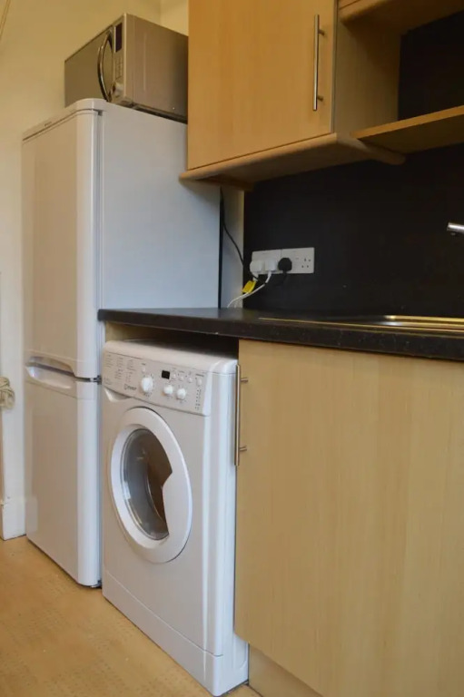 2 Bedroom Apartment in Blackford