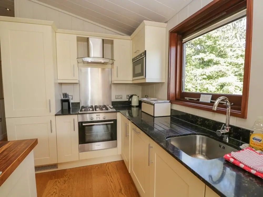 Leafy Nook Lodge