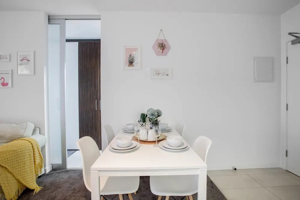 New Renovated & Cozy Apt Closes To Southern Cross