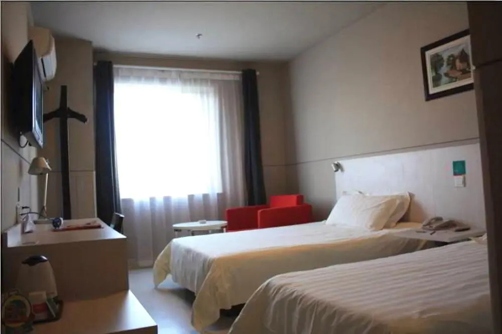 Jinjiang Inn Ningbo Tianyi Square East Zhongshan Road Branch