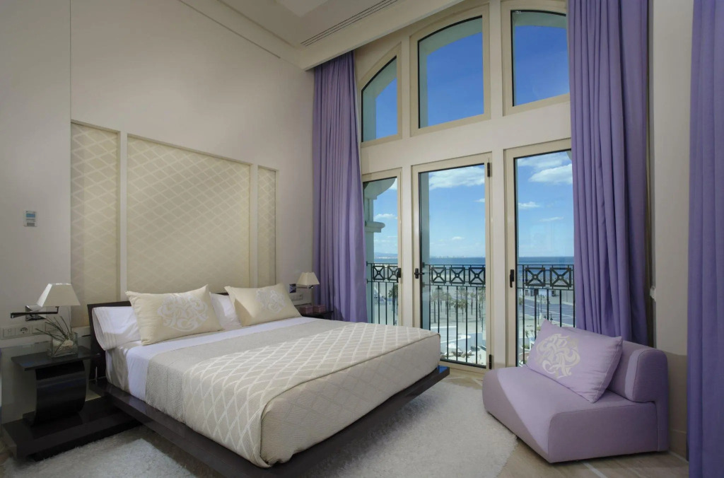 Las Arenas Balneario Resort