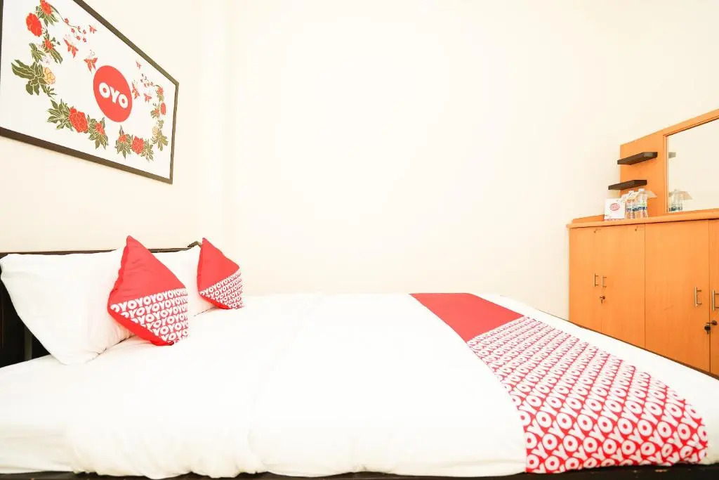 OYO 494 Nadia Homestay Syariah Near RSU Premier Surabaya Kota Surabaya