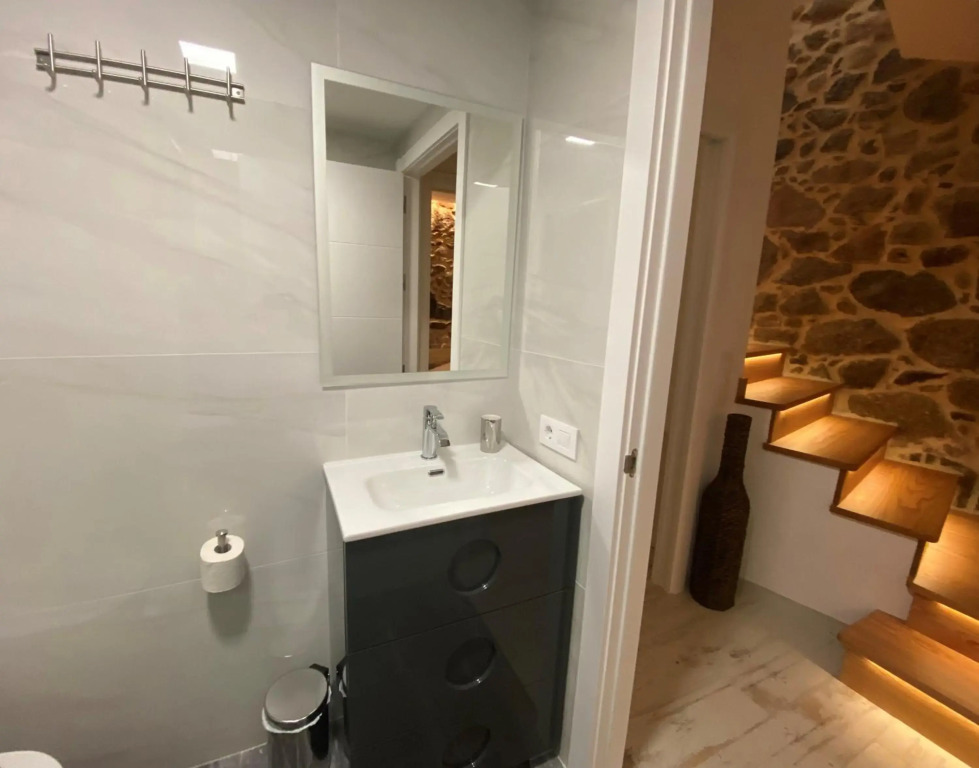As Penedas, Casa dos Arcos