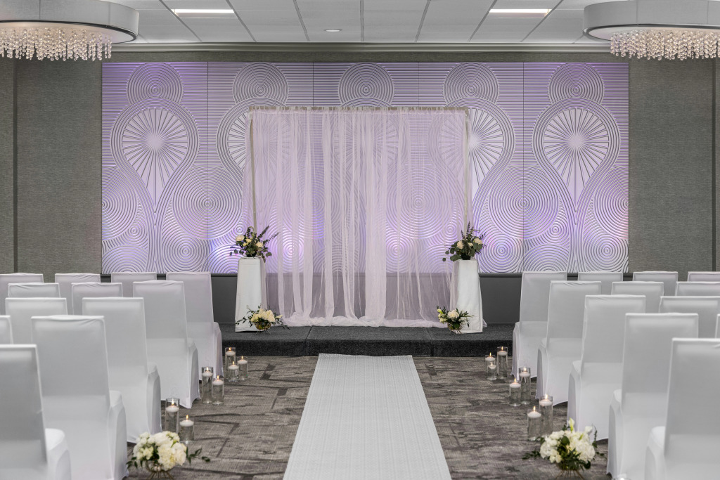 Holiday Inn Coralville - Iowa City by IHG