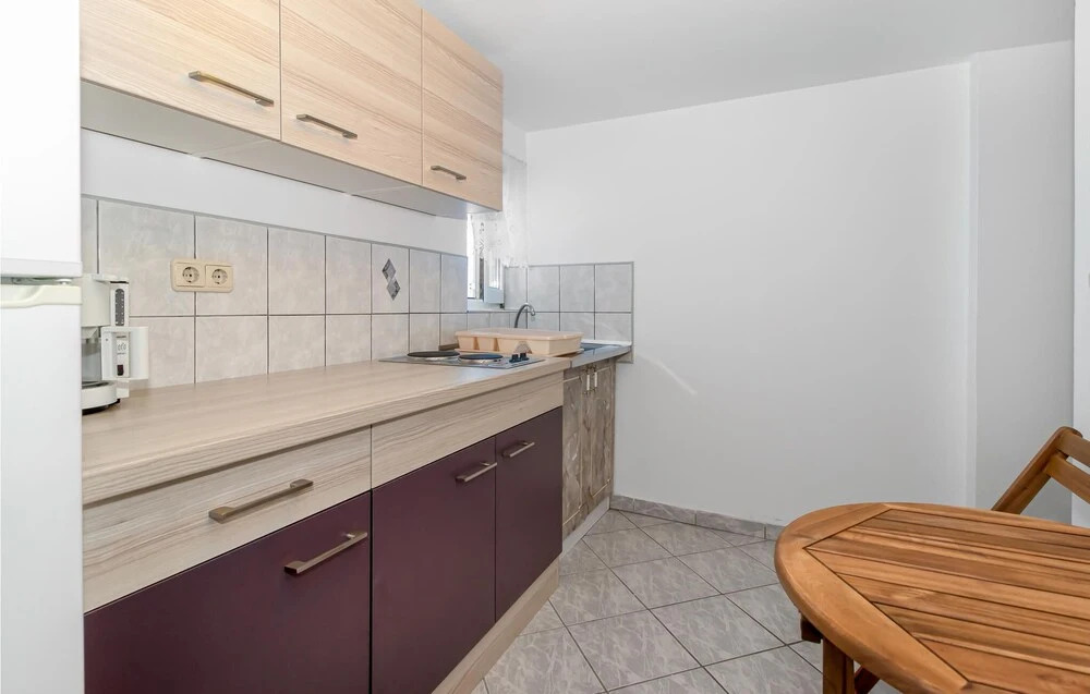 Amazing Apartment in Jadranovo With Wifi and 1 Bedrooms