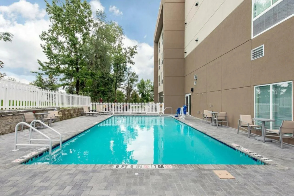 Holiday Inn Express & Suites - Ruskin by IHG