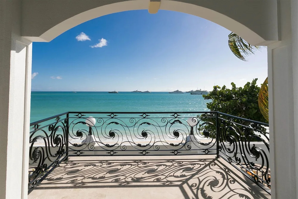 Dream Villa Simpson Bay Vittoria Beachfront