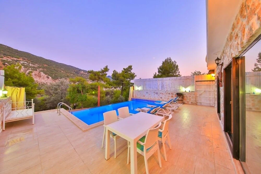Villa Stone