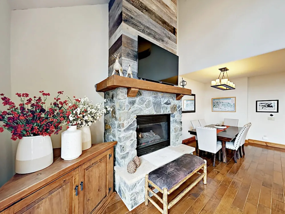 597 Sawatch Drive Townhome 2 Bedrooms 2 Bathrooms Townhouse