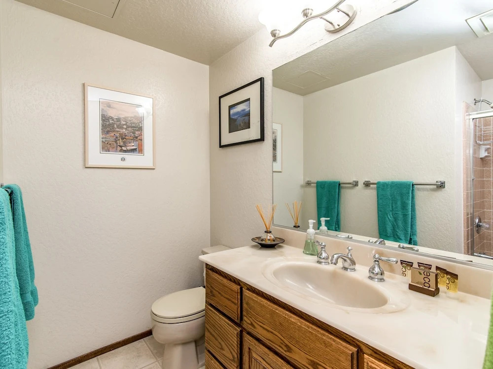 974 Apollo Way House 4 Bedrooms 4 Bathrooms Home