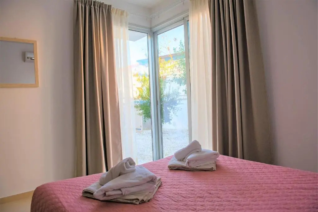 Seaview Villa Coral Bay with pool