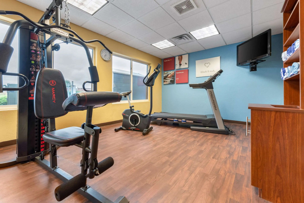 Comfort Suites Findlay I-75 near Sports Complex
