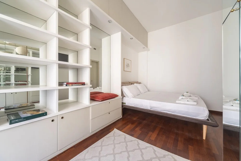 S Marco - Bright Central 1bdr With Balcony in Brera
