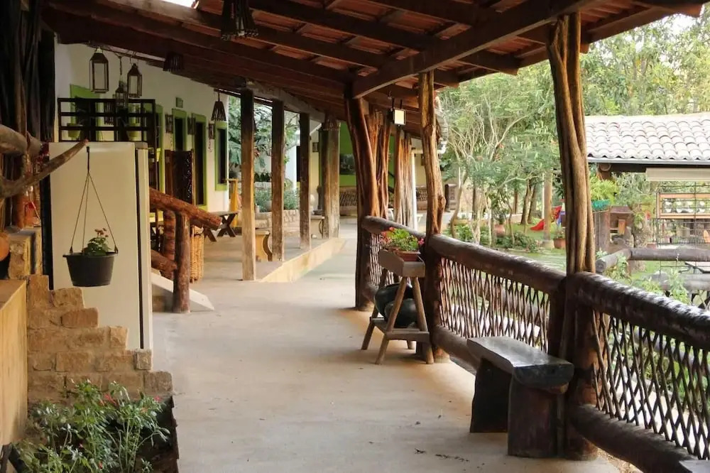 Saíra Recanto de Serra