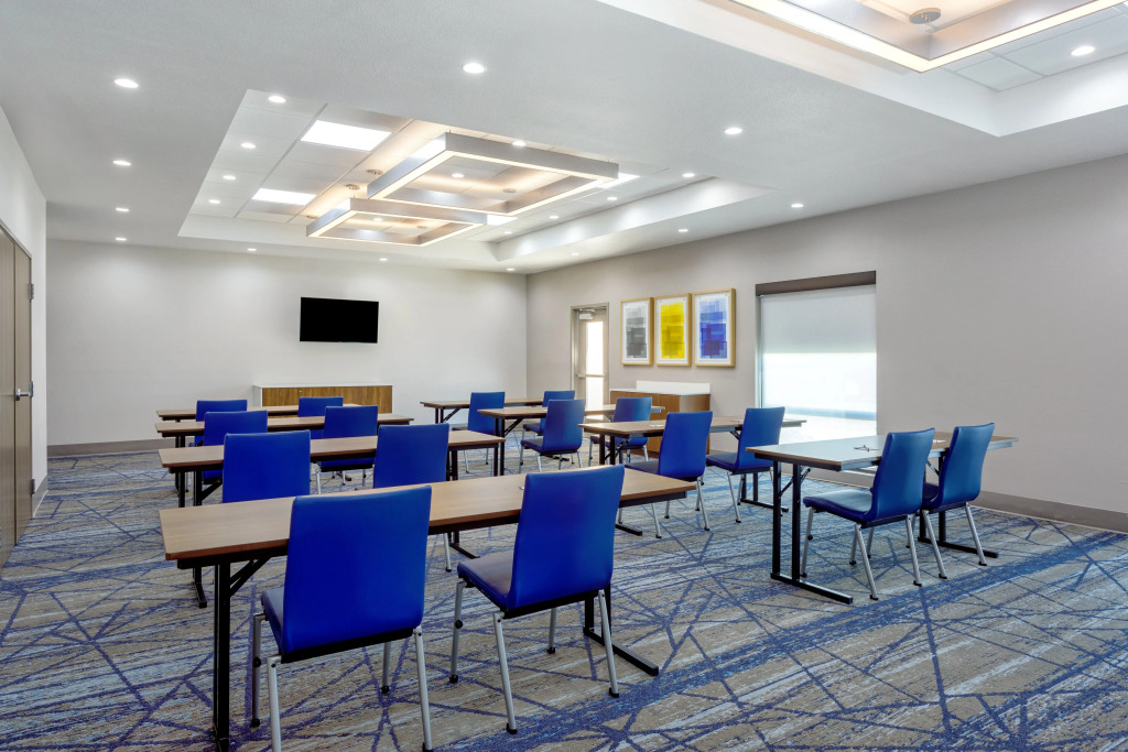 Holiday Inn Express & Suites Macclenny by IHG