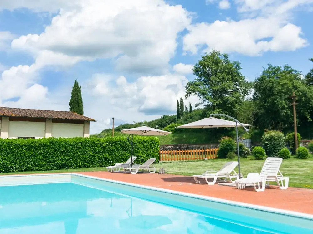 Aesthetic Farmhouse in Bucine with Barbecue
